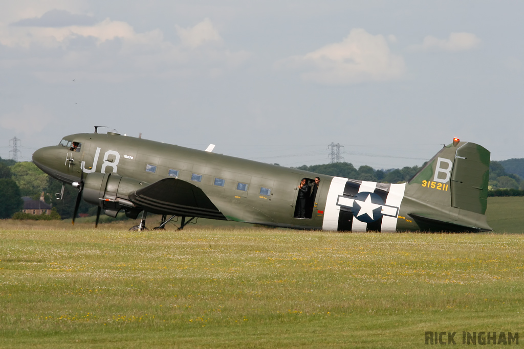 Douglas C-47A Skytrain - 315211/J8-B / N1944A - USAAF