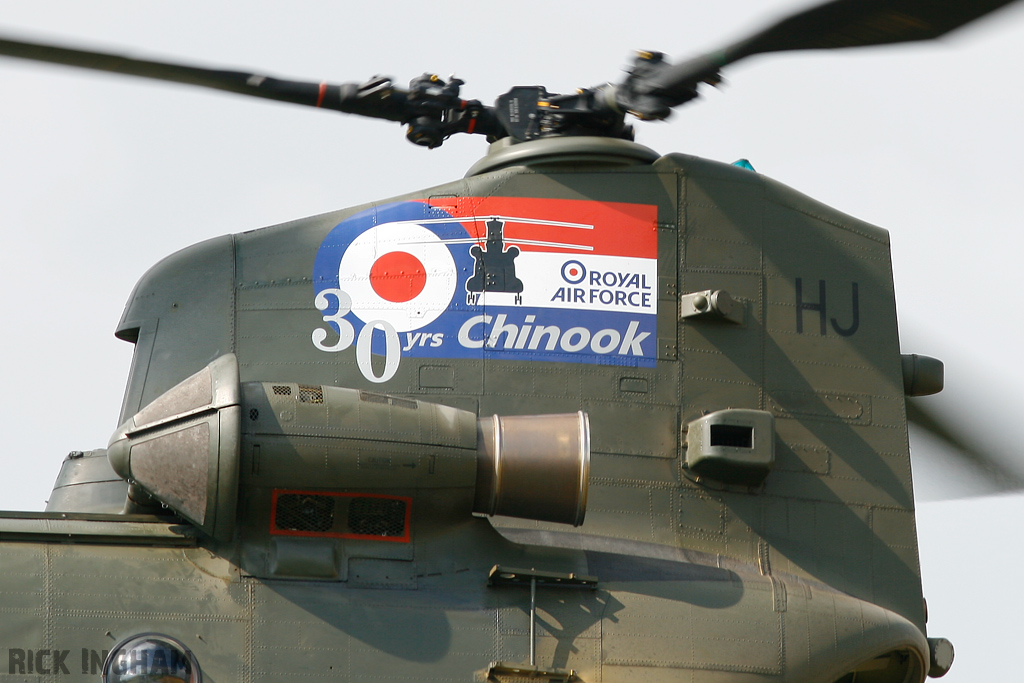 Boeing Chinook HC2 - ZH895/HJ - RAF