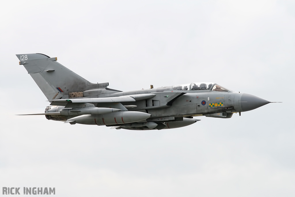 Panavia Tornado GR4 - ZG750/128 - RAF