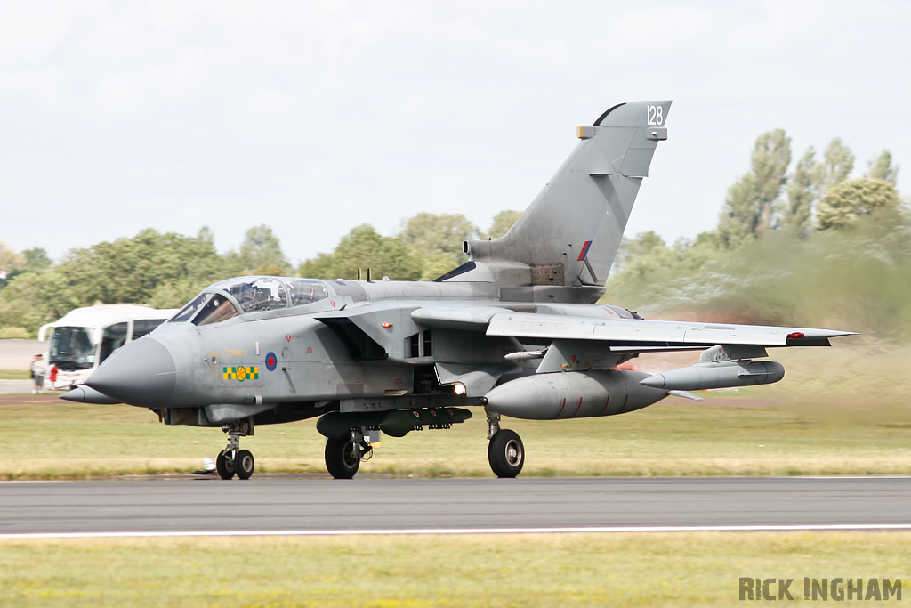 Panavia Tornado GR4 - ZG750/128 - RAF