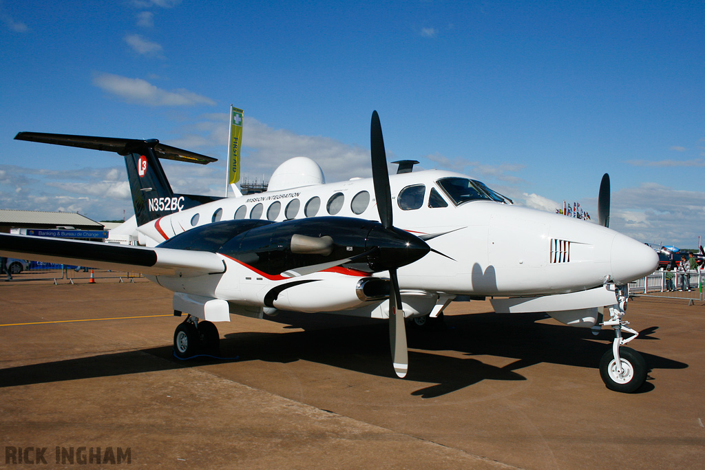 Beechcraft RC-12W Huron - N352BC - L-3 Communications