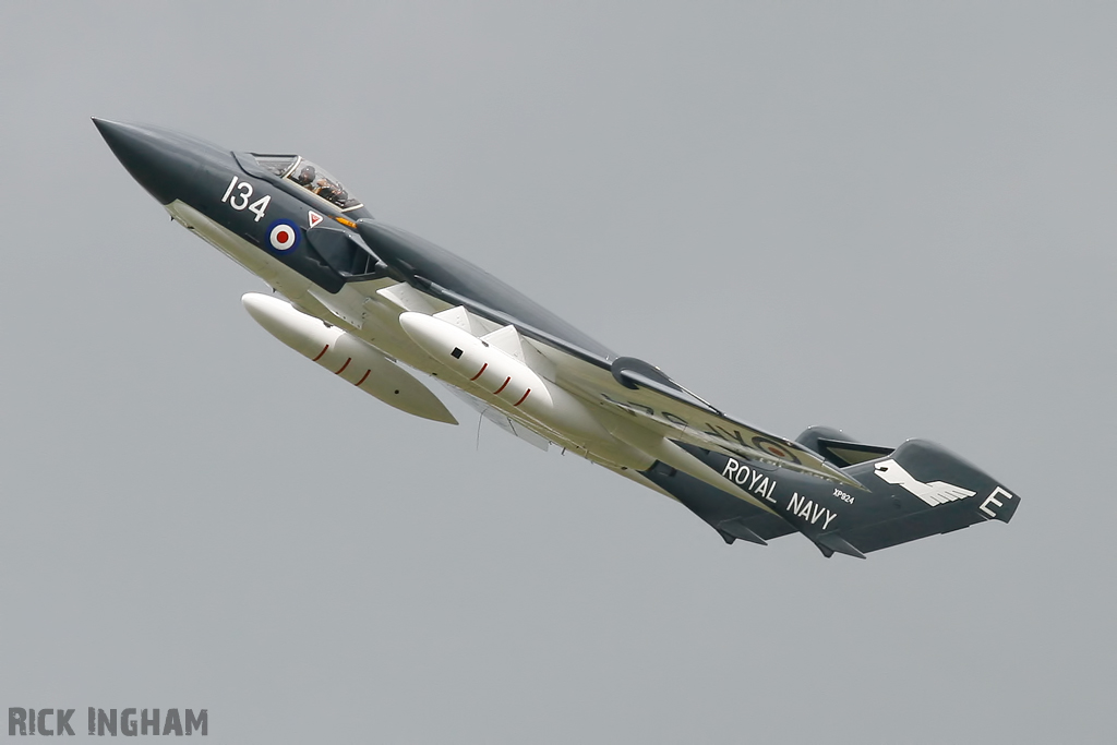 De Havilland Sea Vixen FAW2 - XP924/G-CVIX - Royal Navy