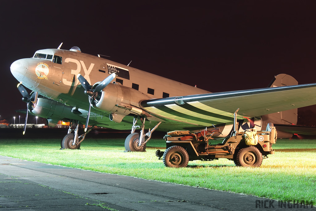 Douglas C-47A Skytrain - N5831B "Drag em oot" - USAF