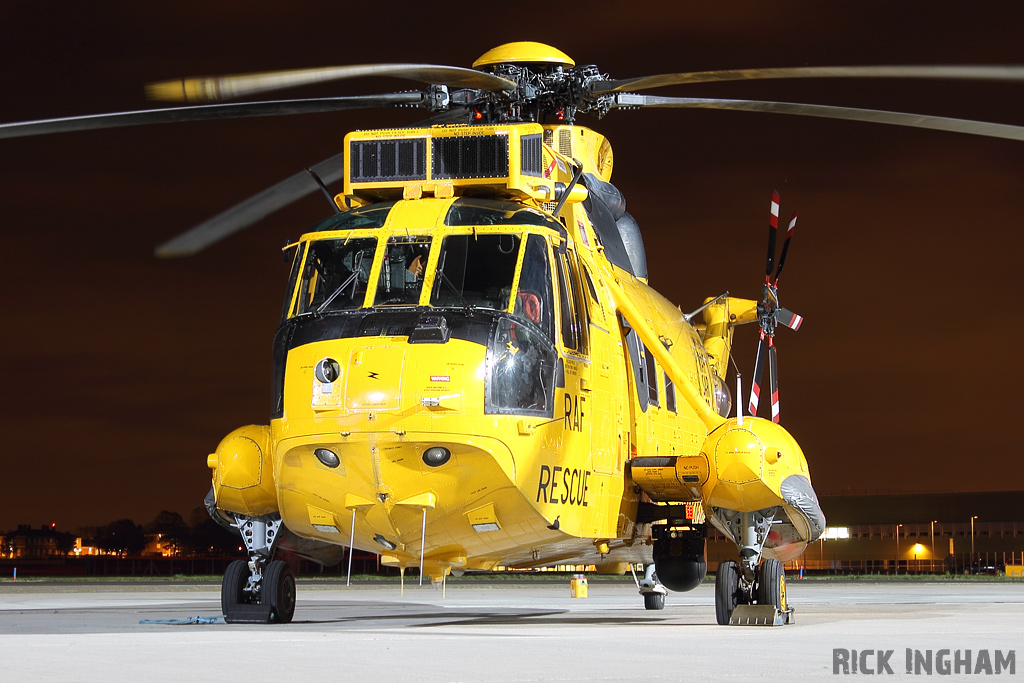 Westland Sea King HAR3 - XZ595 - RAF