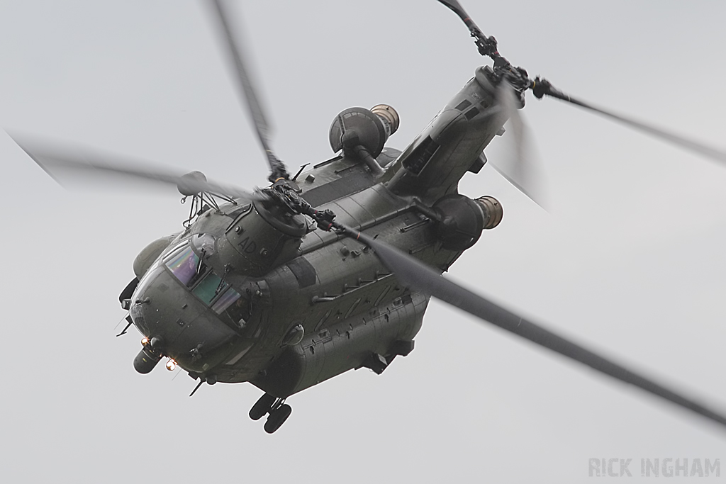 Boeing Chinook HC2 - ZA674/AD - RAF