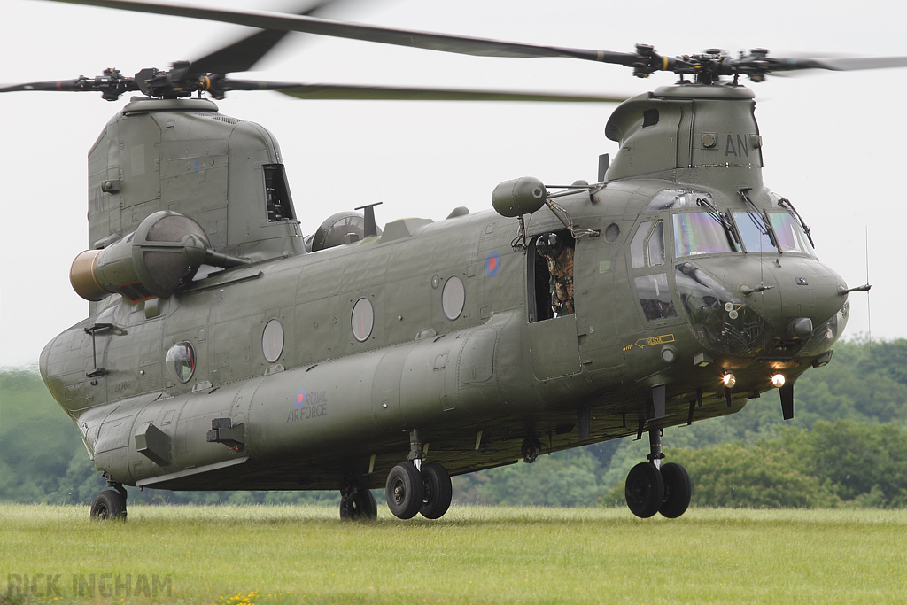 Boeing Chinook HC2 - ZA705/AN - RAF