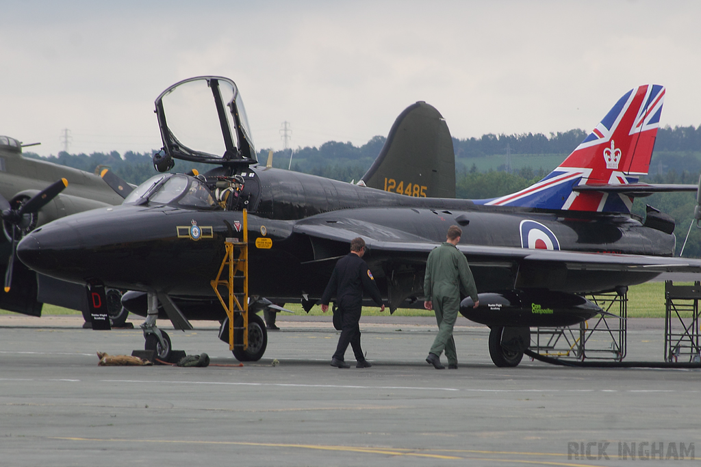 Hawker Hunter T7 - WV318/G-FFOX - RAF