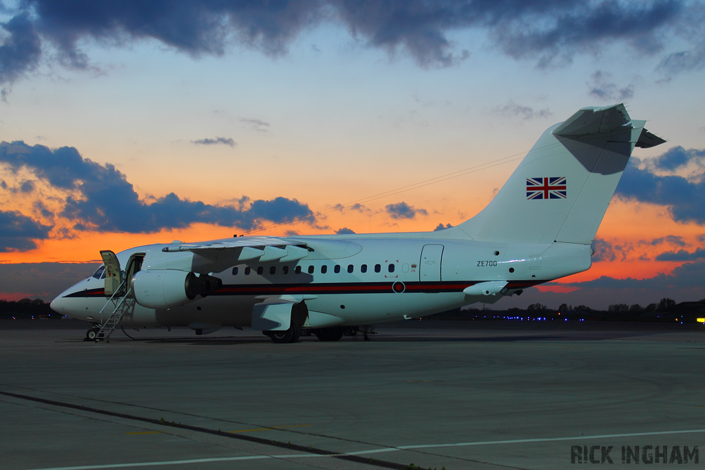 British Aerospace BAe 146 CC2 - ZE700 - RAF