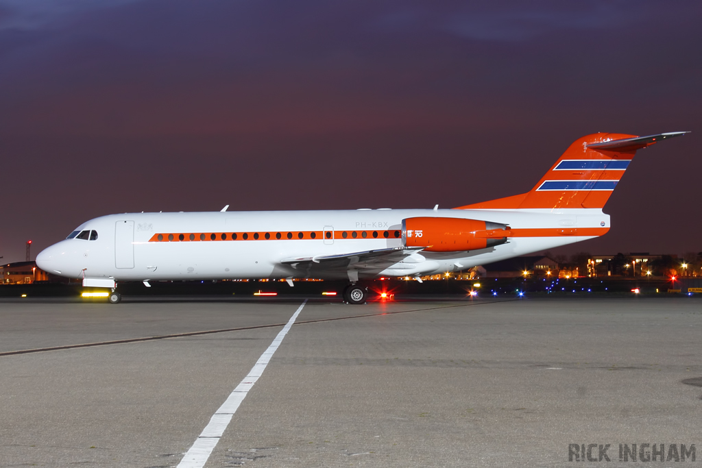 Fokker 70 - PH-KBX - Dutch Government