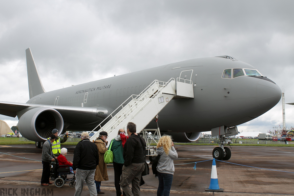 Boeing KC-767 - MM62228 - Italian Air Force