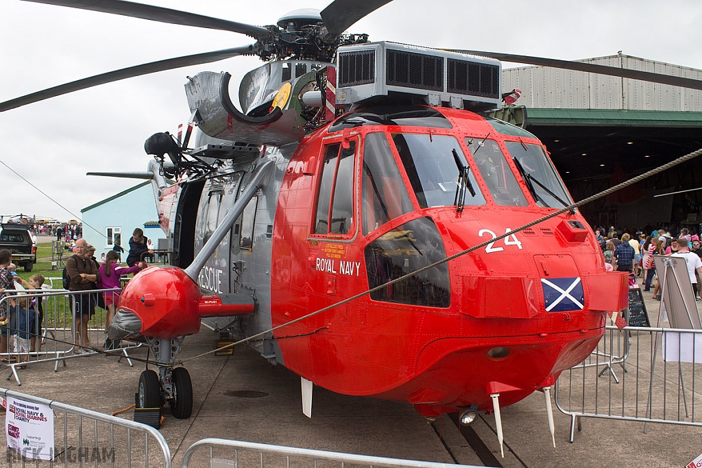 Westland Sea King HU5 - XZ920/24 - Royal Navy