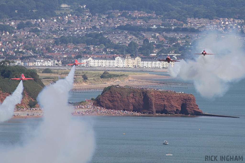 BAe Hawk T1 - The Red Arrows