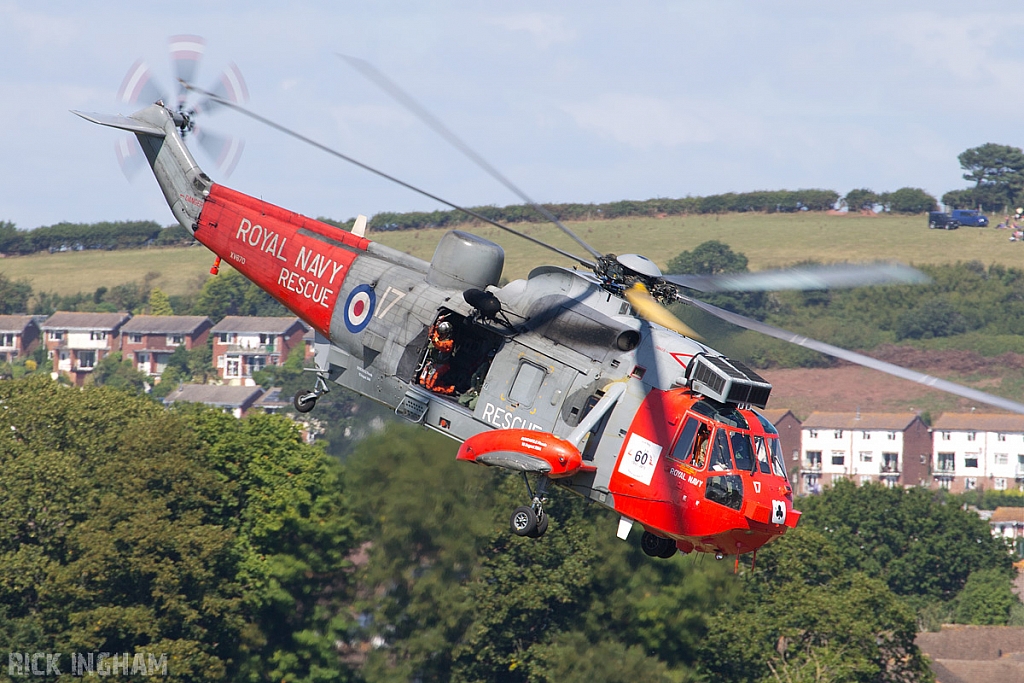 Westland Sea King HU5 - XV670/17 - Royal Navy