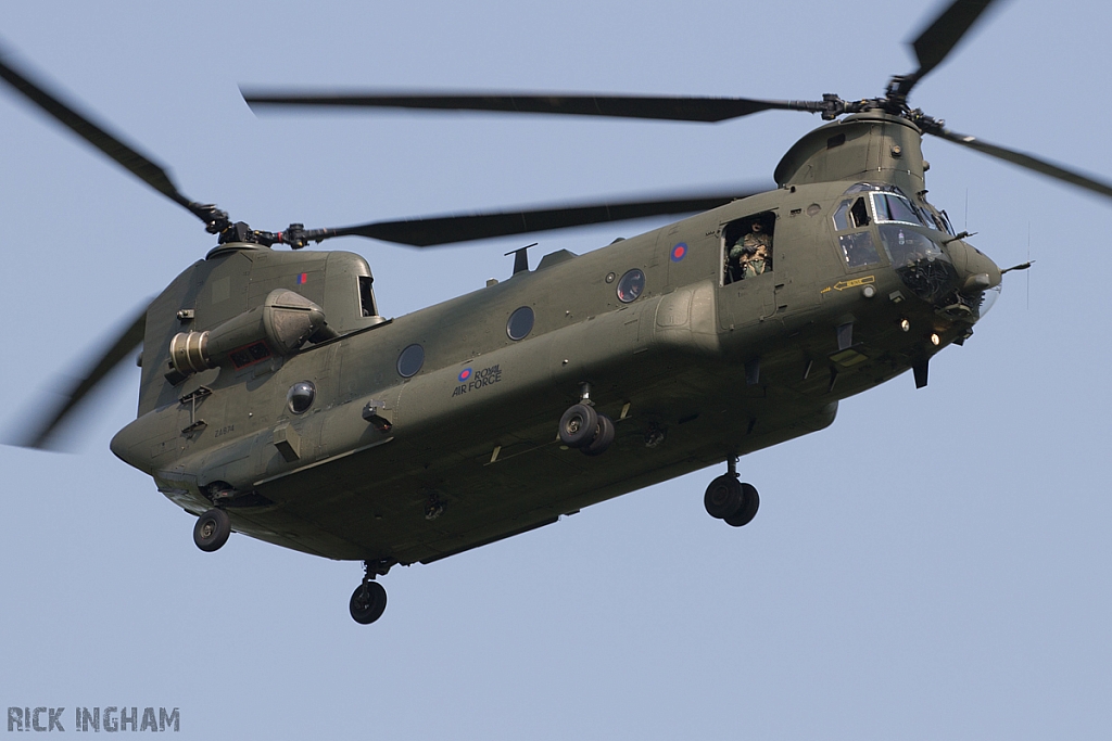 Boeing Chinook HC2 - ZA674 - RAF