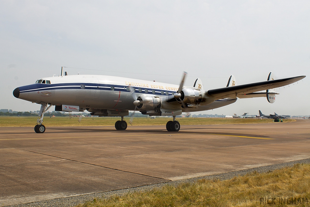 Lockheed L-1049F Super Constellation - HB-RSC - Breitling