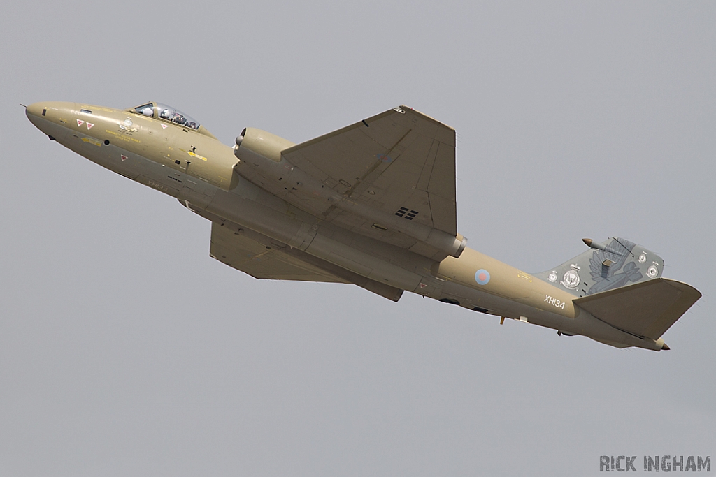 English Electric Canberra PR9 - XH134 - RAF