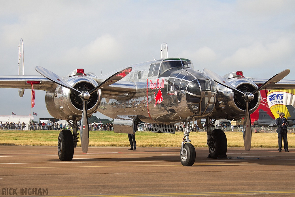 North American B-25J Mitchell - N6123C - Red Bull