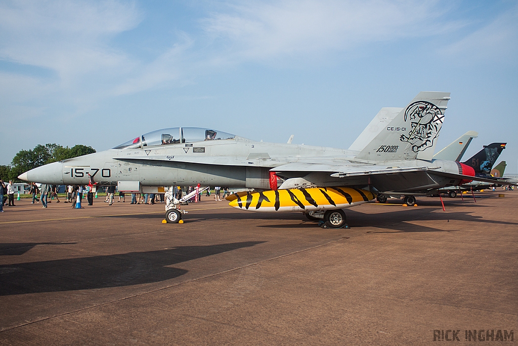 McDonnell Douglas EF-18B Hornet - CE.15-70 / 15-70 - Spanish Air Force