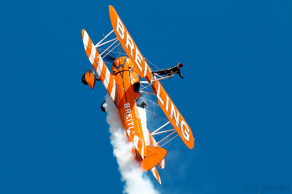 Boeing Stearman - N5057V - Breitling Wingwalkers / Aerosuperbatics