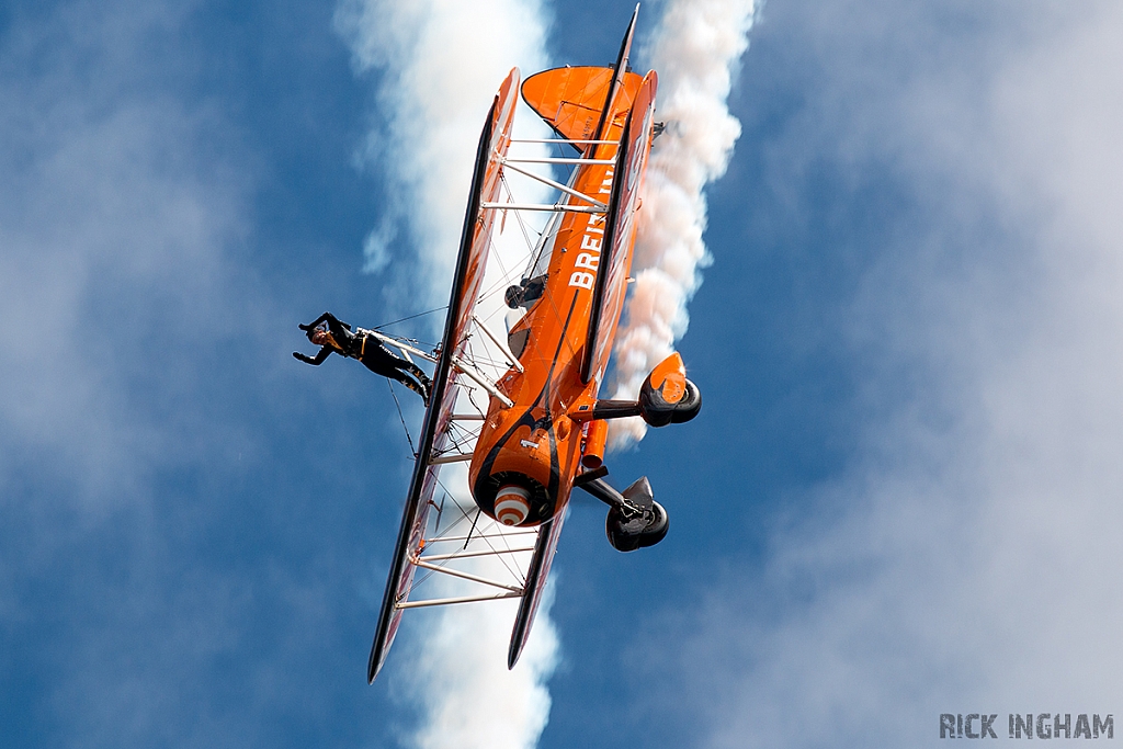 Boeing Stearman - N5057V - Breitling Wingwalkers / Aerosuperbatics