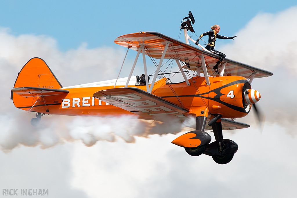 Boeing Stearman - SE-BOG - Breitling Wingwalkers / Aerosuperbatics