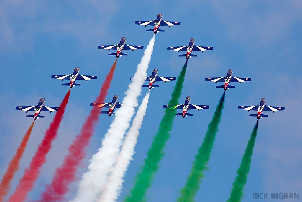 Aermacchi MB-339PAN - Frecce Tricolori