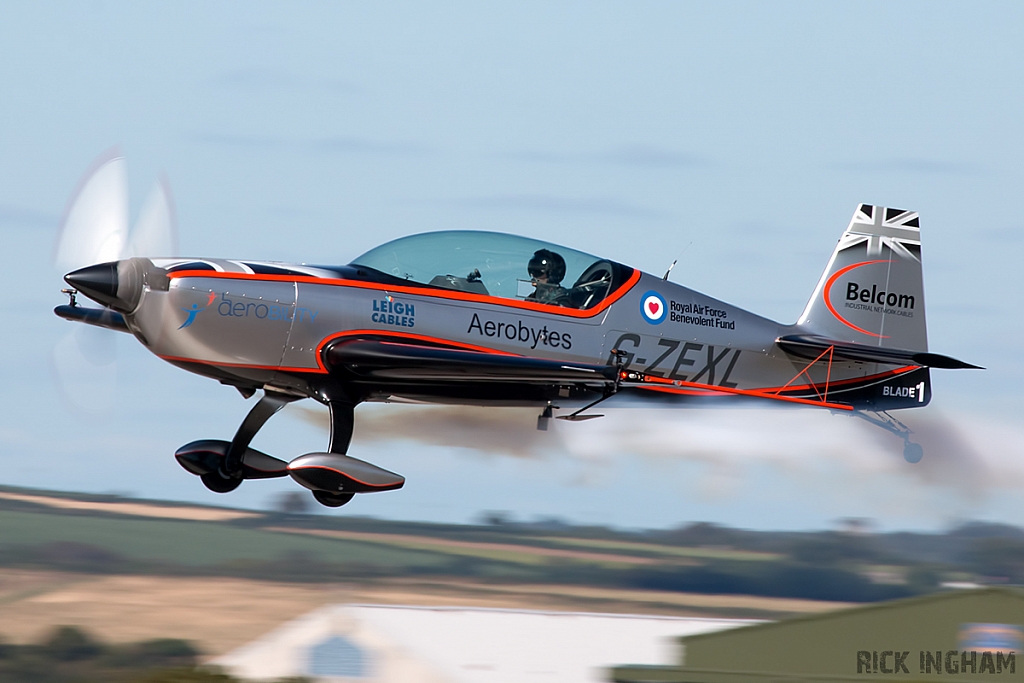 Extra 300 - G-ZEXL - The Blades