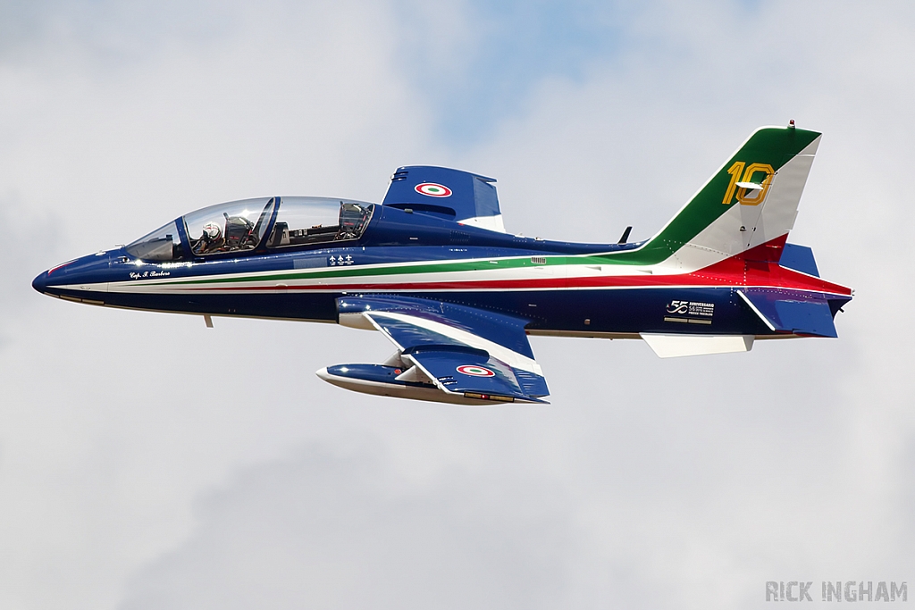 Aermacchi MB-339PAN - MM54500 / 10 - Frecce Tricolori