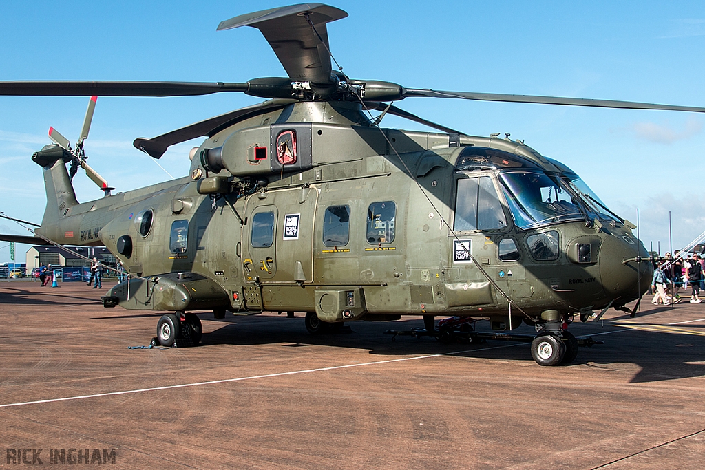 Westland Merlin HC3i - ZJ121/E - Royal Navy