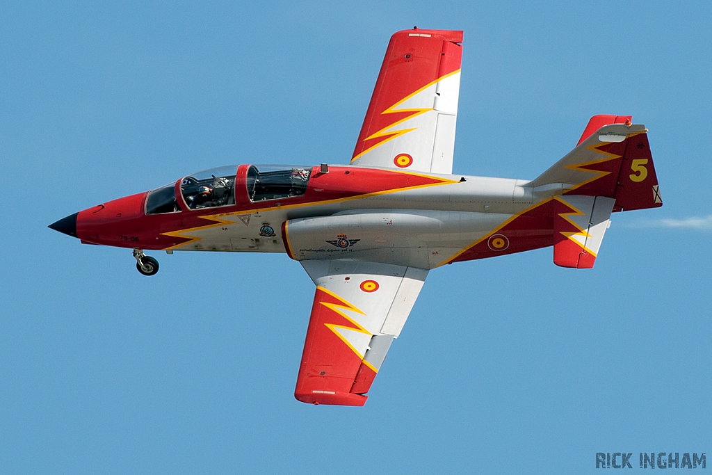 CASA 101 Aviojet - E.25-06/79-06 - Spanish Air Force (Patrulla Aguila)