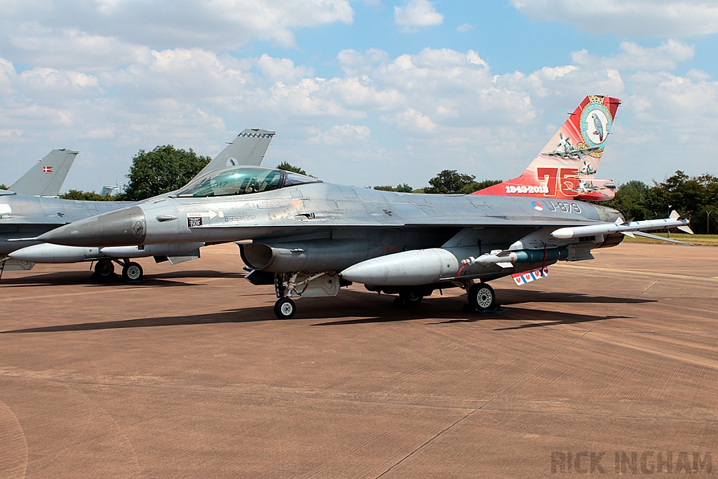 Lockheed Martin F-16AM Fighting Falcon -  J-879 - RNLAF