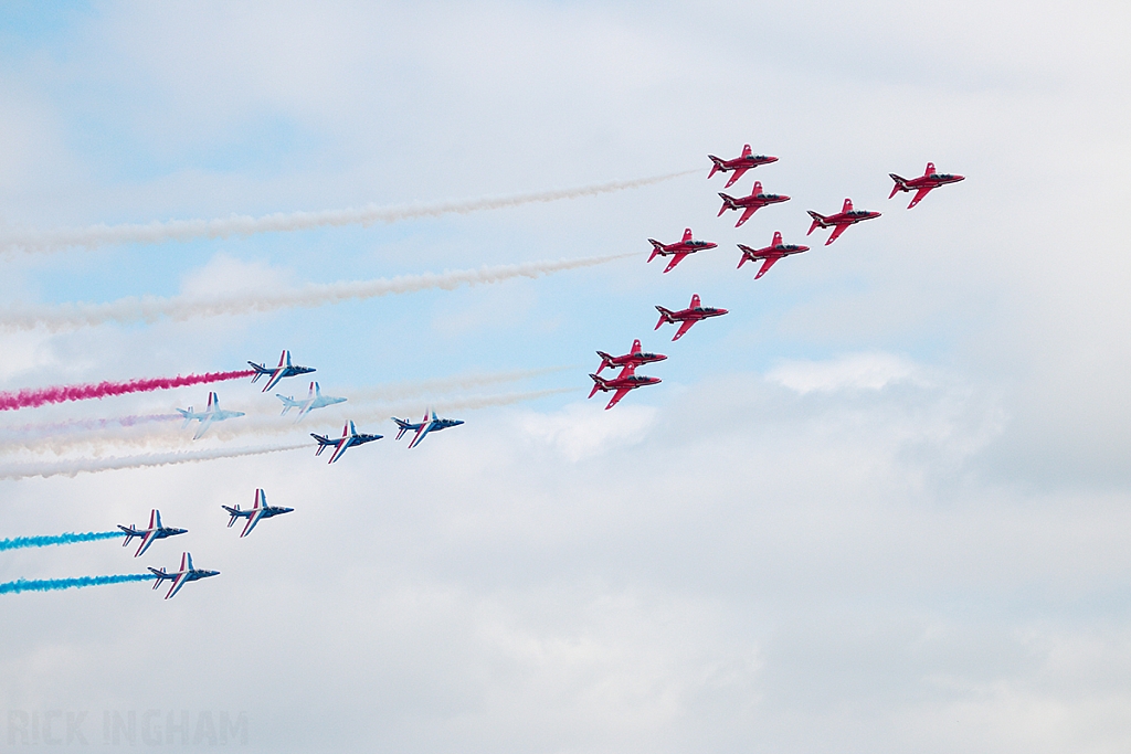 The Red Arrows with the Patrouille de France