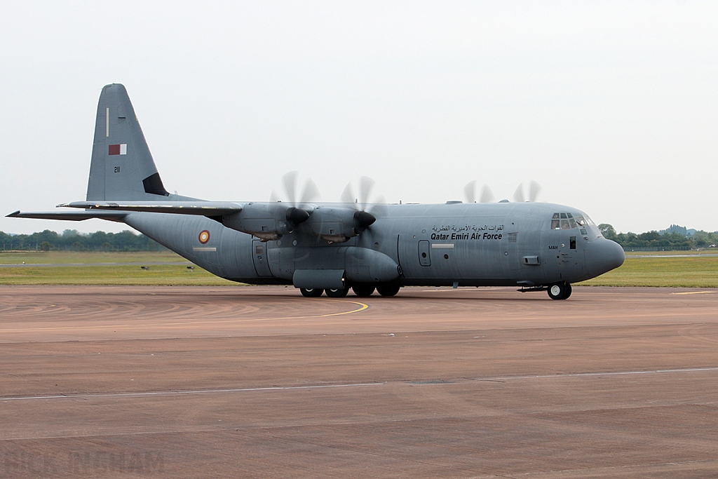 Lockheed C-130J-30 Hercules - 211 / A7-MAH - Qatar Air Force