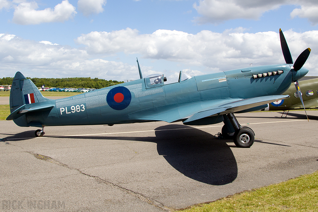 Supermarine Spitfire PRXI - PL983/G-PRXI - RAF