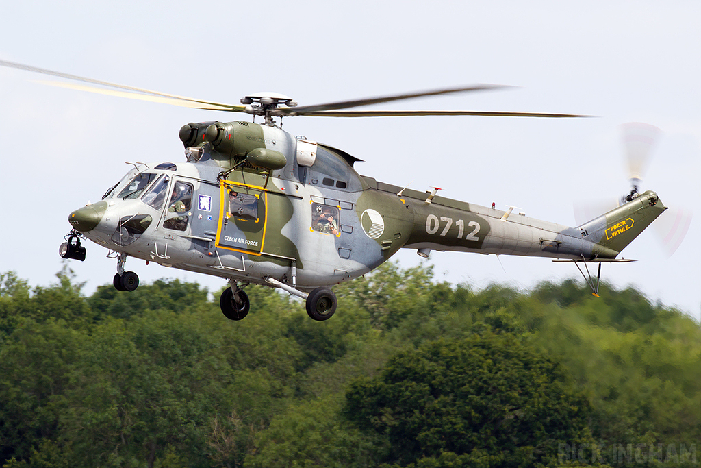 PZL W-3 Sokol - 0712 - Czech Air Force