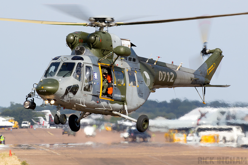 PZL W-3 Sokol - 0712 - Czech Air Force