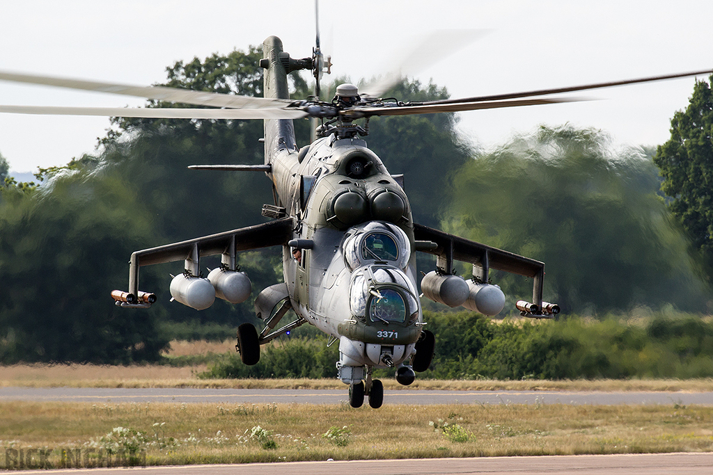 Mil Mi-35 Hind - 3371 - Czech Air Force