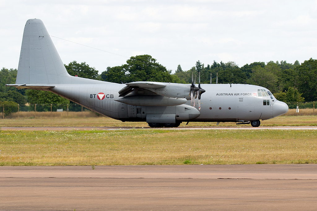 Lockheed C-130K Hercules - 8T-CB - Austrian Air Force