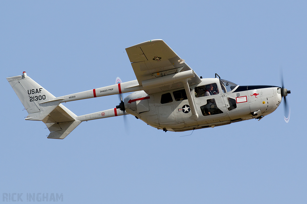 Cessna O-2A Skymaster - 67-21300 / N590D - USAF