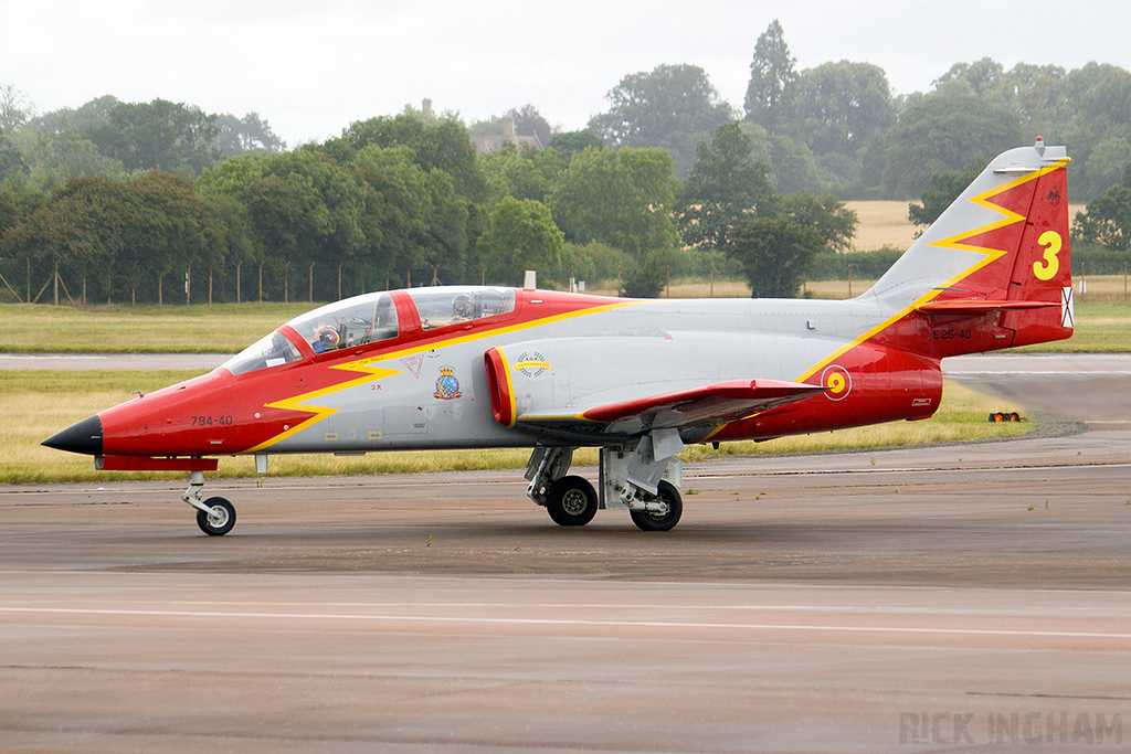 CASA 101 Aviojet - E.25-40 - 794-40/3 - Spanish Air Force | Patrulla Aguila