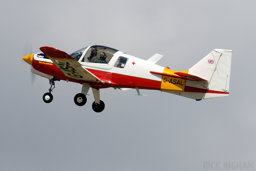 Scottish Aviation Bulldog T1 - G-ASAL