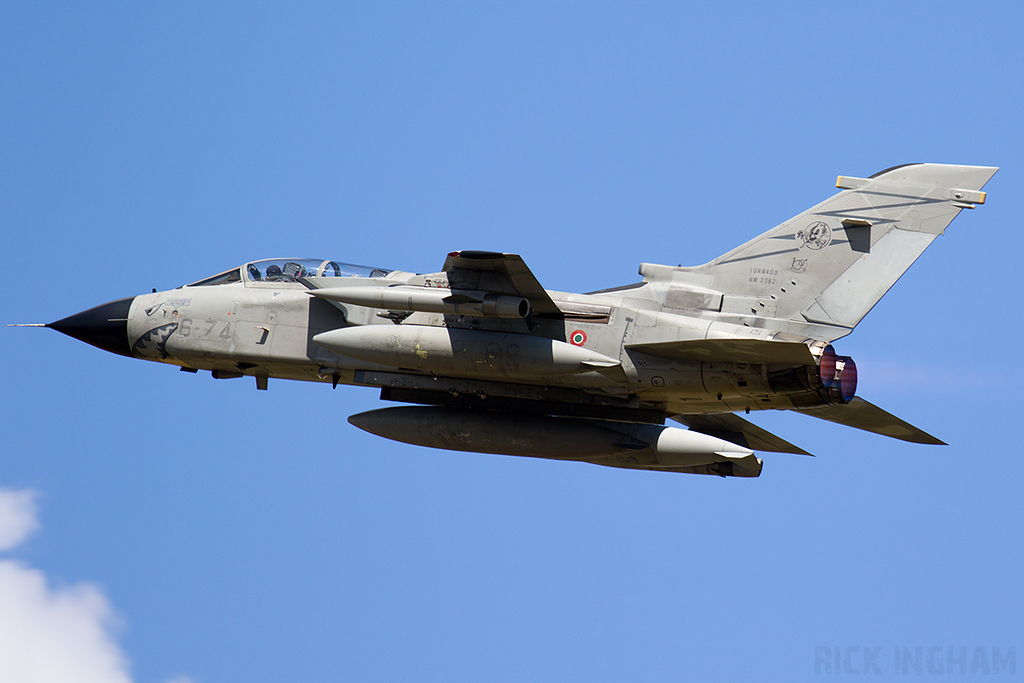 Panavia Tornado ECR - MM7062/6-74 - Italian Air Force