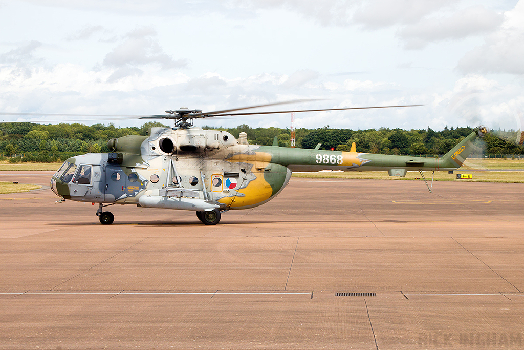 Mil Mi-171 Hip - 9868 - Czech Air Force