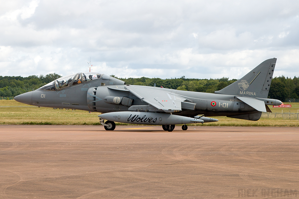 McDonnell Douglas TAV-8B+ Harrier II - MM55032/1-01 - Italian Navy