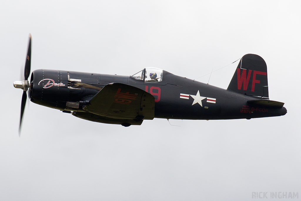 Vought F4U-7 Corsair - 123176 / D-FCOR / WF-19 - US Navy