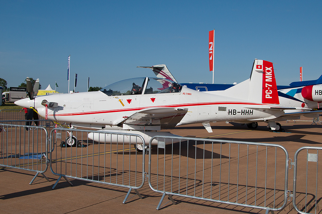 Pilatus PC-7 MKX - HB-HHH - Pilatus