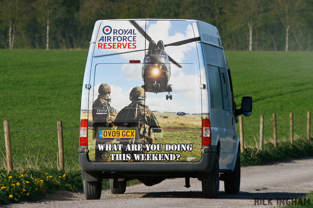 606 Squadron RAF Reserve Soldiers