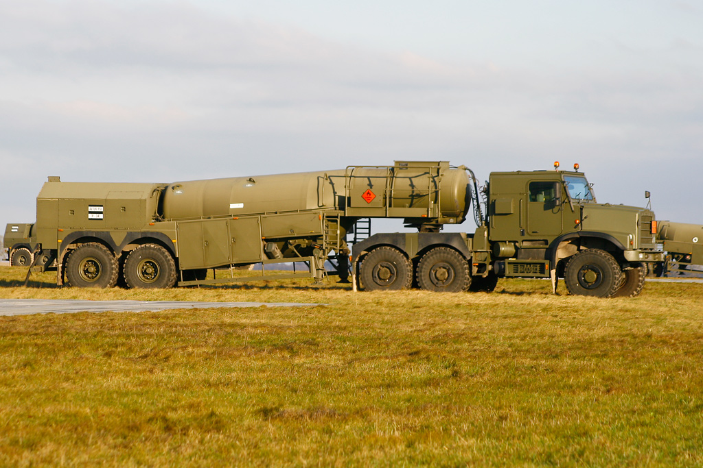 Oshkosh FARP Tanker - Tactical Supply Wing (TSW) - RAF