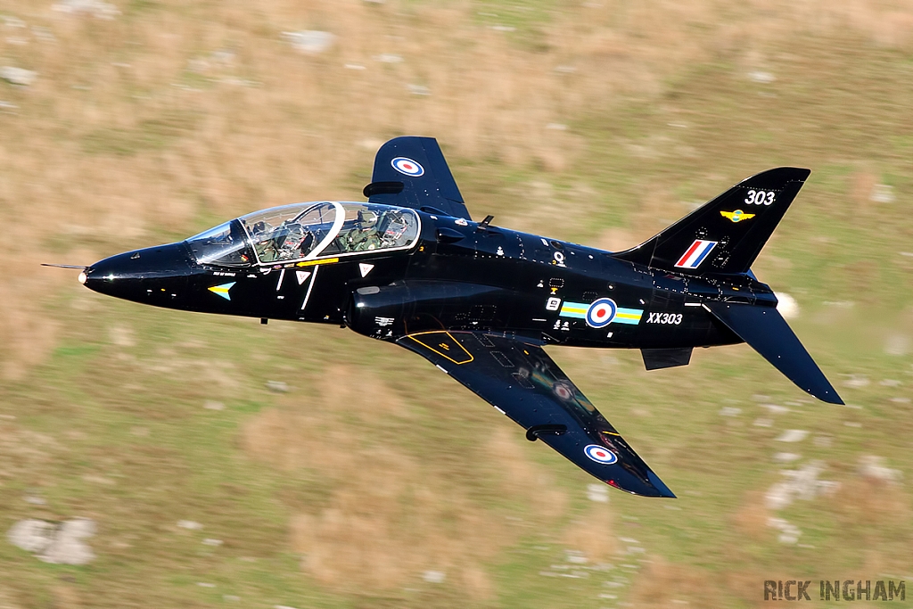 BAe Hawk T1 - XX303 - RAF