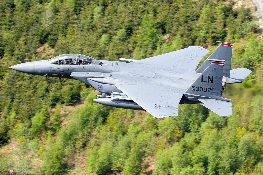 McDonnell Douglas F-15E Strike Eagle - 00-3002 - USAF